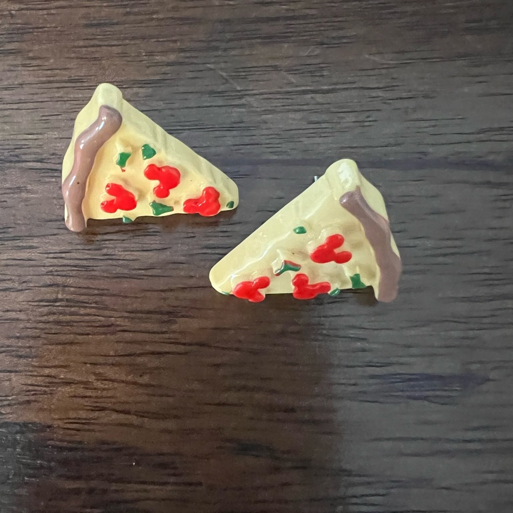 Disney Pizza earrings